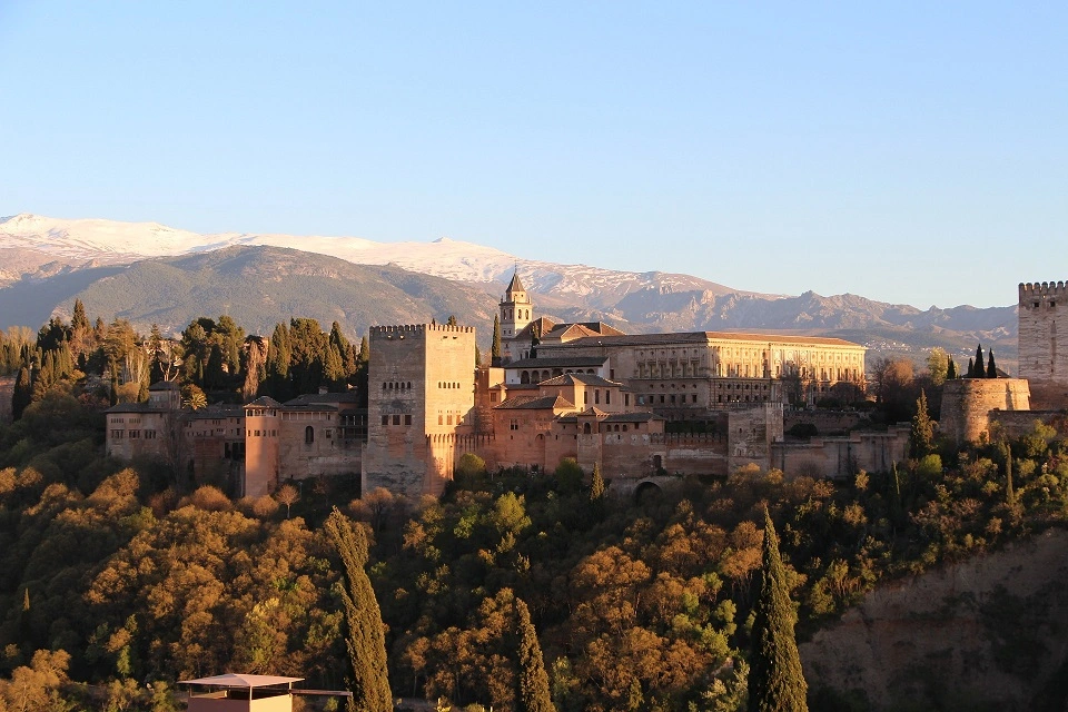 Mooiste uitkijkpunt van Granada - Schönster Aussichtspunkt in Granada - Point de vue à Grenade - Viewpoint In Granada - Il punto panoramico più bello di Granada - グラナダで最も美しいビューポイント：サン・ニコラスのミラドール