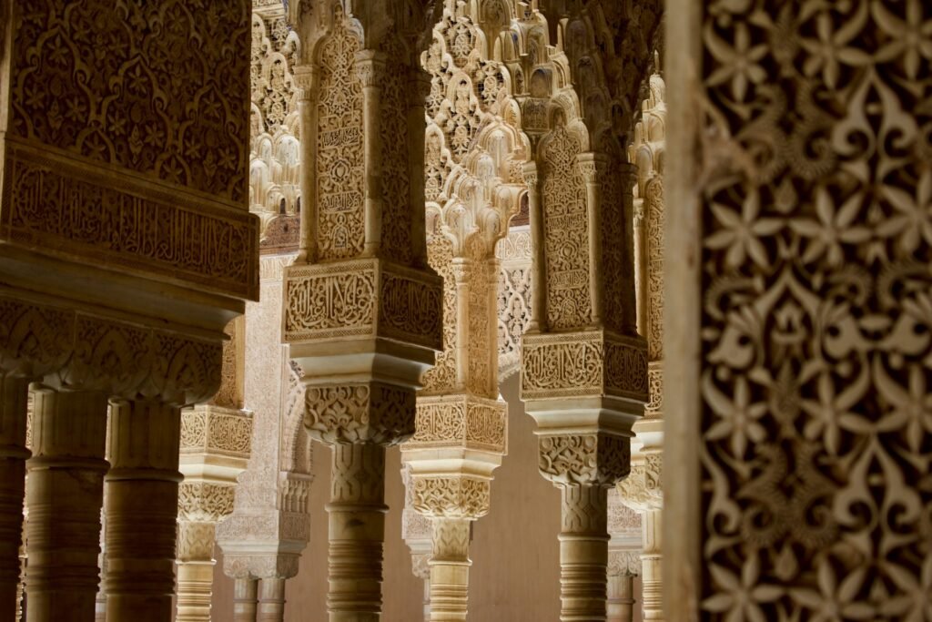 Hoe lang duurt een bezoek aan het Alhambra - How Long Does a Visit to the Alhambra Take - Combien de temps dure une visite de l’Alhambra - Cuánto dura una visita a la Alhambra - Quanto dura una visita all'Alhambra - Wie lange dauert ein Besuch der Alhambra